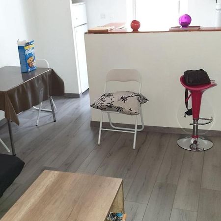 Appartement au cœur de Saint-Ambroix - proche Alès, Uzès Extérieur photo